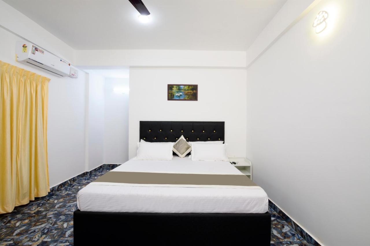 Hotel Flying Goa Calangute Eksteriør billede
